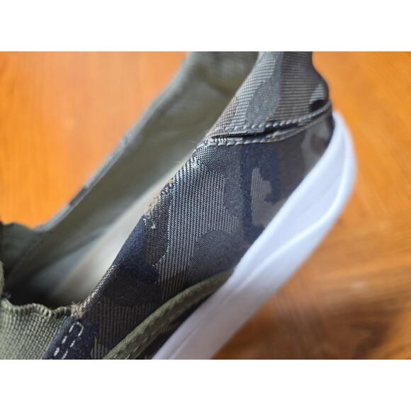 OluKai LAE AHI PA’I Camouflage Slip On Shoes Sneakers Wet Grip Mens Size 13 main image 9